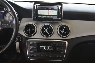 2015 Mercedes-Benz GLA 250 4MATIC LOADED HWY MILES NEW TRADE IN CLEAN   - Photo 27 - Stafford, TX 77477