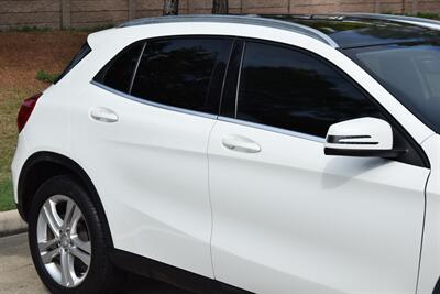2015 Mercedes-Benz GLA 250 4MATIC LOADED HWY MILES NEW TRADE IN CLEAN   - Photo 8 - Stafford, TX 77477