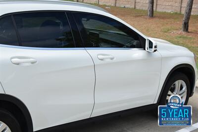 2015 Mercedes-Benz GLA 250 4MATIC LOADED HWY MILES NEW TRADE IN CLEAN   - Photo 18 - Stafford, TX 77477