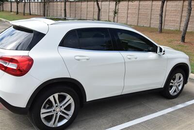 2015 Mercedes-Benz GLA 250 4MATIC LOADED HWY MILES NEW TRADE IN CLEAN   - Photo 16 - Stafford, TX 77477