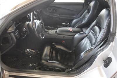 2004 Chevrolet Corvette COUPE AUTOMATIC PREM WHLS FRESH TRADE NICE   - Photo 25 - Stafford, TX 77477
