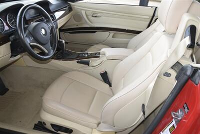 2012 BMW 328i CONVERTIBLE PREM PKG NAV NEW TRADE IN   - Photo 24 - Stafford, TX 77477