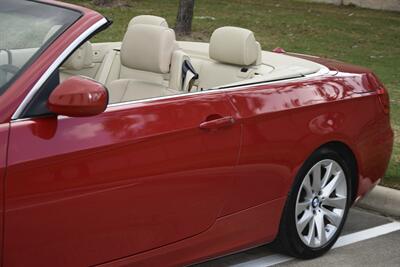 2012 BMW 328i CONVERTIBLE PREM PKG NAV NEW TRADE IN   - Photo 9 - Stafford, TX 77477
