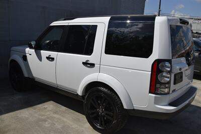 2016 Land Rover LR4 HSE LUX NAV BK/CAM HTD STS ROOF FRESH TRADE   - Photo 12 - Stafford, TX 77477
