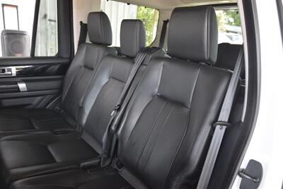 2016 Land Rover LR4 HSE LUX NAV BK/CAM HTD STS ROOF FRESH TRADE   - Photo 36 - Stafford, TX 77477