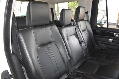 2016 Land Rover LR4 HSE LUX NAV BK/CAM HTD STS ROOF FRESH TRADE   - Photo 37 - Stafford, TX 77477