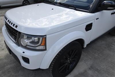 2016 Land Rover LR4 HSE LUX NAV BK/CAM HTD STS ROOF FRESH TRADE   - Photo 9 - Stafford, TX 77477