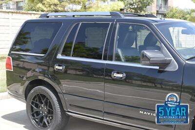 2010 Lincoln Navigator LUXURY 4X4 26K ORIG LOW MILES 22 PREM WHLS CLEAN   - Photo 8 - Stafford, TX 77477