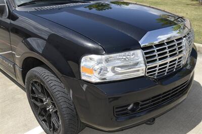 2010 Lincoln Navigator LUXURY 4X4 26K ORIG LOW MILES 22 PREM WHLS CLEAN   - Photo 11 - Stafford, TX 77477