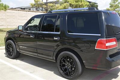 2010 Lincoln Navigator LUXURY 4X4 26K ORIG LOW MILES 22 PREM WHLS CLEAN   - Photo 15 - Stafford, TX 77477