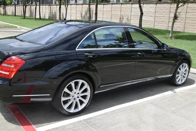 2013 Mercedes-Benz S 550 NAV BK/CAM PREM WHLS HTD STS FRESH TRADE   - Photo 16 - Stafford, TX 77477