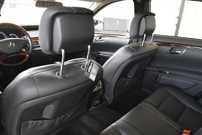 2013 Mercedes-Benz S 550 NAV BK/CAM PREM WHLS HTD STS FRESH TRADE   - Photo 34 - Stafford, TX 77477