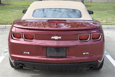 2011 Chevrolet Camaro 2LT CONVERTIBLE LTHR LOADED FRESH TRADE IMMACULATE   - Photo 21 - Stafford, TX 77477