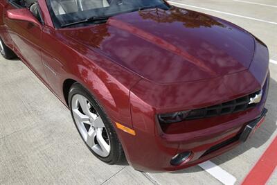 2011 Chevrolet Camaro 2LT CONVERTIBLE LTHR LOADED FRESH TRADE IMMACULATE   - Photo 12 - Stafford, TX 77477