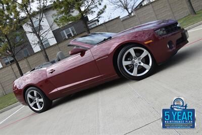 2011 Chevrolet Camaro 2LT CONVERTIBLE LTHR LOADED FRESH TRADE IMMACULATE   - Photo 34 - Stafford, TX 77477