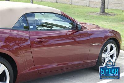 2011 Chevrolet Camaro 2LT CONVERTIBLE LTHR LOADED FRESH TRADE IMMACULATE   - Photo 20 - Stafford, TX 77477