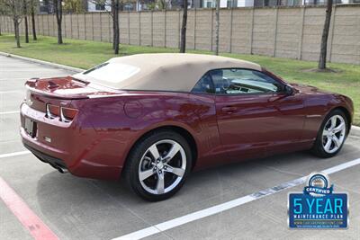 2011 Chevrolet Camaro 2LT CONVERTIBLE LTHR LOADED FRESH TRADE IMMACULATE   - Photo 16 - Stafford, TX 77477