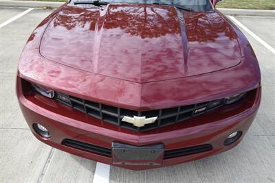 2011 Chevrolet Camaro 2LT CONVERTIBLE LTHR LOADED FRESH TRADE IMMACULATE   - Photo 13 - Stafford, TX 77477