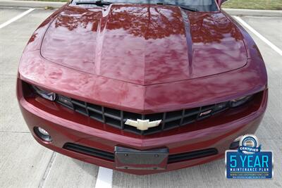 2011 Chevrolet Camaro 2LT CONVERTIBLE LTHR LOADED FRESH TRADE IMMACULATE   - Photo 13 - Stafford, TX 77477