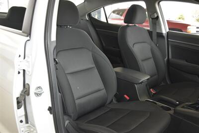 2018 Hyundai Elantra Value Edition S/ROOF LOW MILES FRESH TRADE IN NICE   - Photo 33 - Stafford, TX 77477