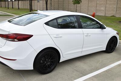 2018 Hyundai Elantra Value Edition S/ROOF LOW MILES FRESH TRADE IN NICE   - Photo 16 - Stafford, TX 77477