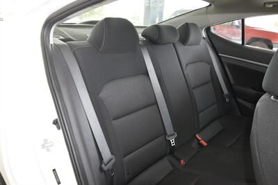 2018 Hyundai Elantra Value Edition S/ROOF LOW MILES FRESH TRADE IN NICE   - Photo 39 - Stafford, TX 77477
