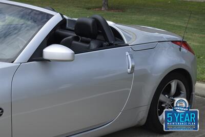 2006 Nissan 350Z TOURING EDI ROADSTER 6SPD MANUAL FRESH TRADE NICE   - Photo 14 - Stafford, TX 77477