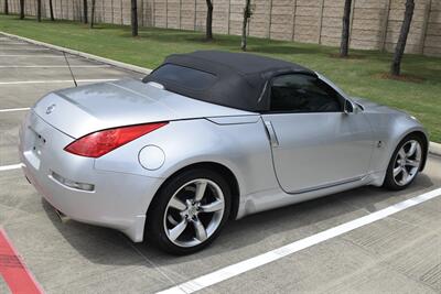 2006 Nissan 350Z TOURING EDI ROADSTER 6SPD MANUAL FRESH TRADE NICE   - Photo 19 - Stafford, TX 77477
