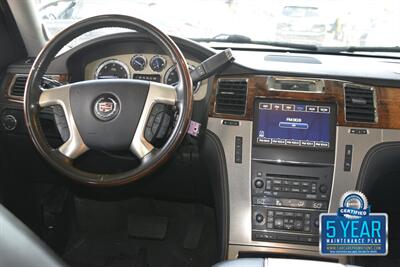2014 Cadillac Escalade Platinum   - Photo 24 - Stafford, TX 77477