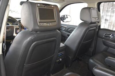 2014 Cadillac Escalade Platinum   - Photo 34 - Stafford, TX 77477