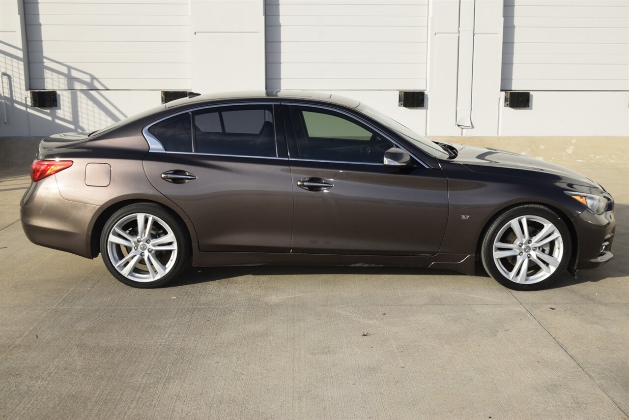 2015 INFINITI Q50 Premium photo 13