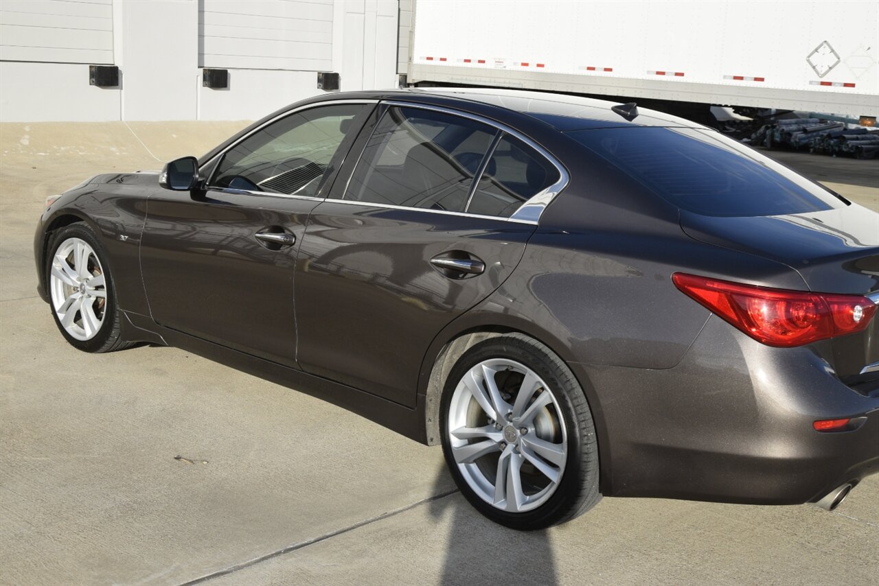 2015 INFINITI Q50 Premium photo 16