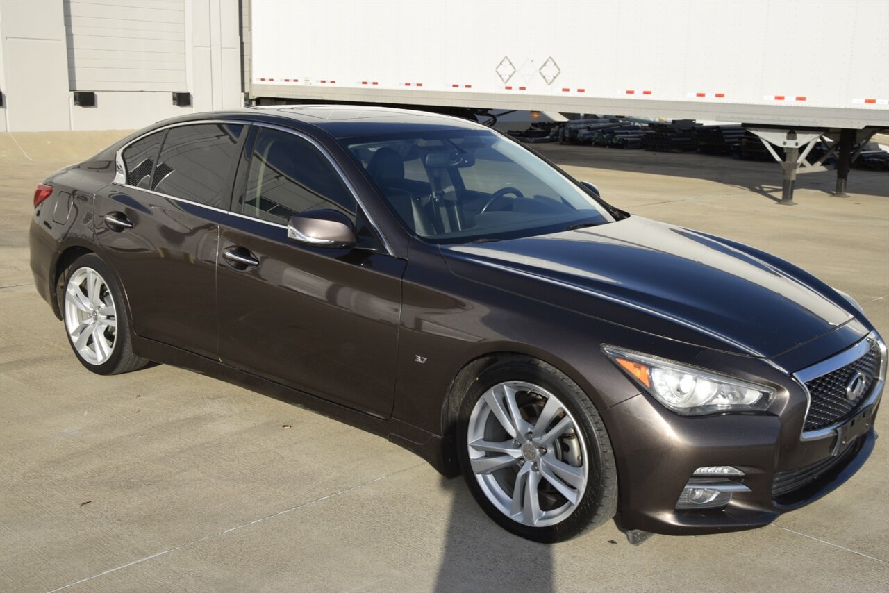 2015 INFINITI Q50 Premium photo 4