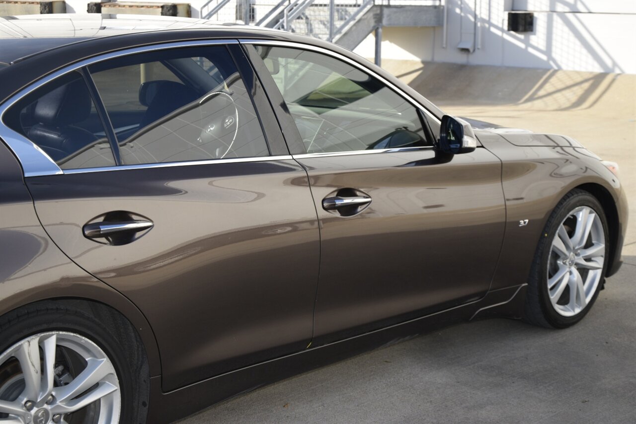 2015 INFINITI Q50 Premium photo 19