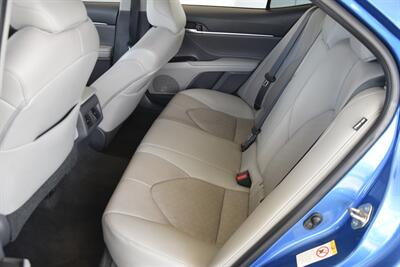 2018 Toyota Camry XSE V6 NAV PANO ROOF BK/CAM HWY MILES NICE   - Photo 38 - Stafford, TX 77477