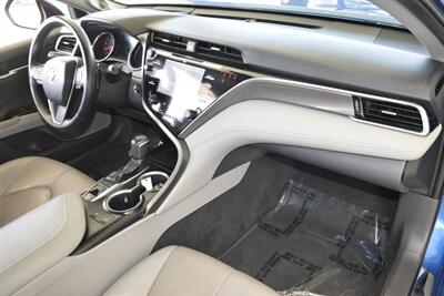 2018 Toyota Camry XSE V6 NAV PANO ROOF BK/CAM HWY MILES NICE   - Photo 31 - Stafford, TX 77477
