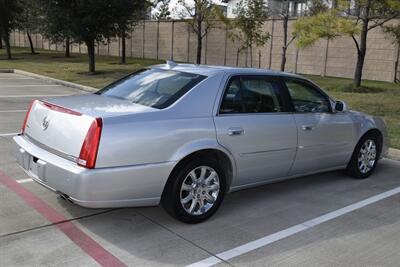 2009 Cadillac DTS LUXURY EDI LTHR HTD SEATS S/ROOF FRESH TRADE   - Photo 17 - Stafford, TX 77477