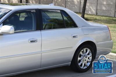 2009 Cadillac DTS LUXURY EDI LTHR HTD SEATS S/ROOF FRESH TRADE   - Photo 9 - Stafford, TX 77477