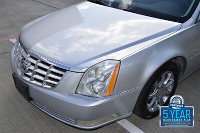 2009 Cadillac DTS LUXURY EDI LTHR HTD SEATS S/ROOF FRESH TRADE   - Photo 10 - Stafford, TX 77477