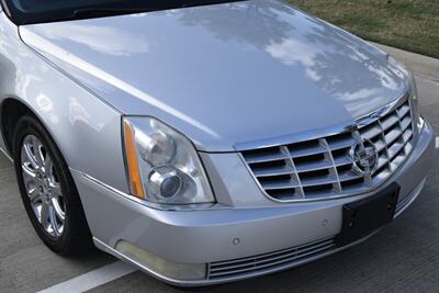 2009 Cadillac DTS LUXURY EDI LTHR HTD SEATS S/ROOF FRESH TRADE   - Photo 11 - Stafford, TX 77477