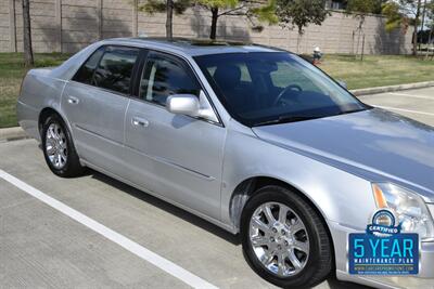 2009 Cadillac DTS LUXURY EDI LTHR HTD SEATS S/ROOF FRESH TRADE   - Photo 6 - Stafford, TX 77477