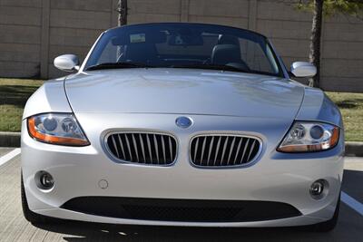 2004 BMW Z4 3.0i ROADSTER 20K ORIGINAL MILES NEW TRADE IN NICE   - Photo 3 - Stafford, TX 77477