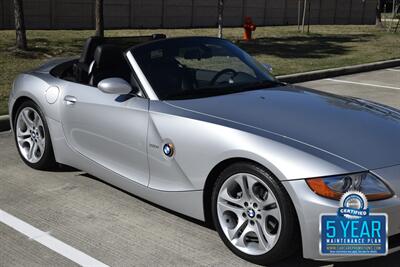 2004 BMW Z4 3.0i ROADSTER 20K ORIGINAL MILES NEW TRADE IN NICE   - Photo 6 - Stafford, TX 77477