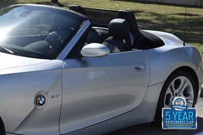 2004 BMW Z4 3.0i ROADSTER 20K ORIGINAL MILES NEW TRADE IN NICE   - Photo 9 - Stafford, TX 77477