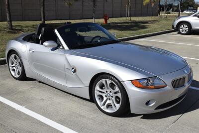 2004 BMW Z4 3.0i ROADSTER 20K ORIGINAL MILES NEW TRADE IN NICE   - Photo 4 - Stafford, TX 77477