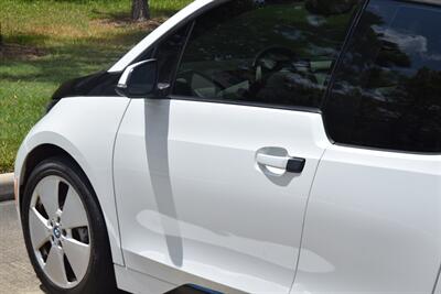 2014 BMW i3 RANGE EXTENDER 54K LOW MILES BK/CAM FRESH TRADE IN   - Photo 17 - Stafford, TX 77477