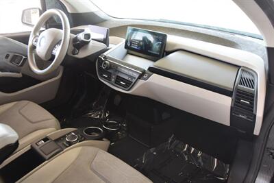 2014 BMW i3 RANGE EXTENDER 54K LOW MILES BK/CAM FRESH TRADE IN   - Photo 25 - Stafford, TX 77477