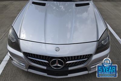 2014 Mercedes-Benz SLK 350 CONVERTIBLE PANO ROOF RED/BLK INT NICE   - Photo 12 - Stafford, TX 77477