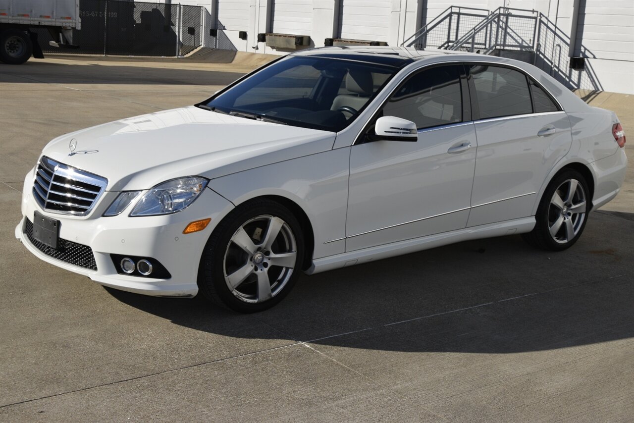 2010 Mercedes-Benz E-Class E350 Luxury photo 5