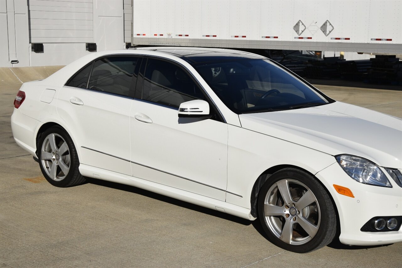 2010 Mercedes-Benz E-Class E350 Luxury photo 6